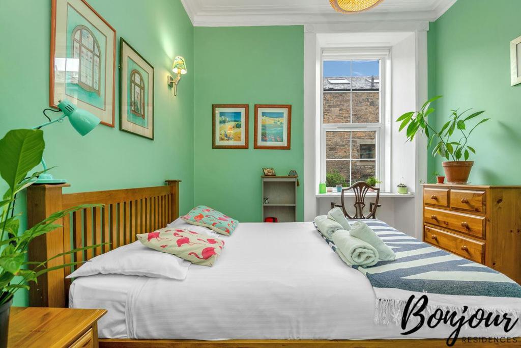 Anvers Suite Edinburgh Bagian luar foto